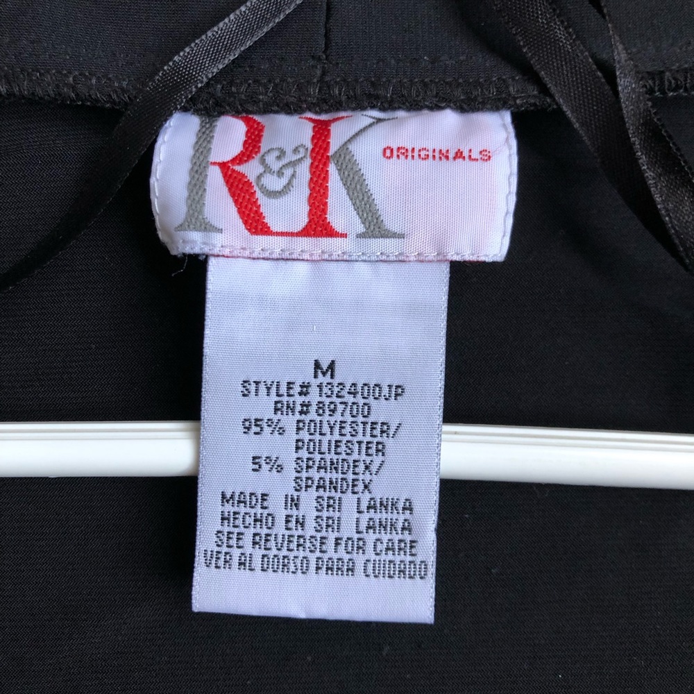 R&K Originals Cropped Cover Shrug - Picture 2 of 3